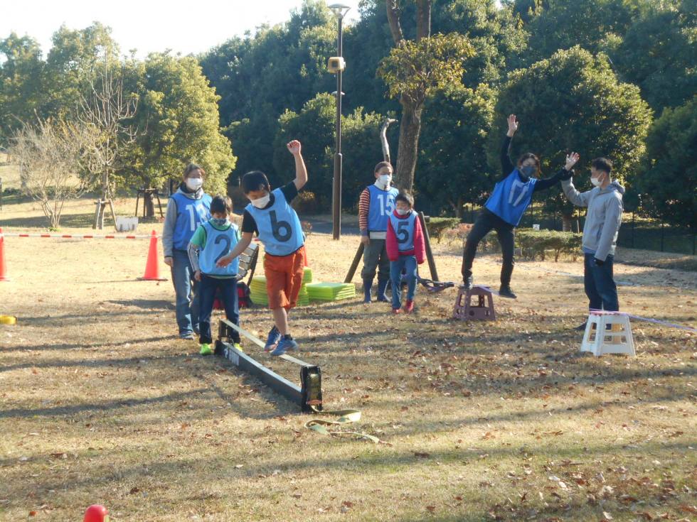 アウトドアフィットネス 12月日 日 ボルダリング スラックライン 戸吹スポーツ公園 アウトドアフィットネス 12月日 日 ボルダリング スラックライン 戸吹スポーツ公園